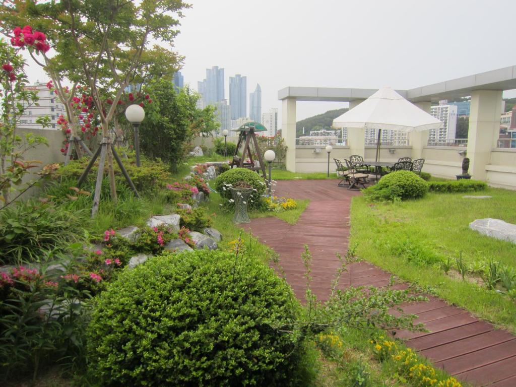 Hostel The New Day Busan Esterno foto