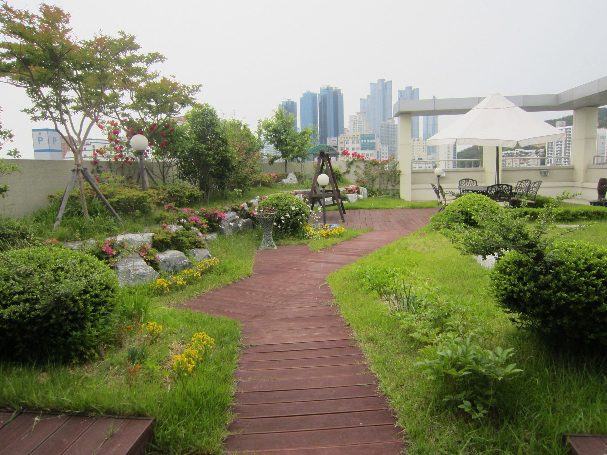 Hostel The New Day Busan Esterno foto